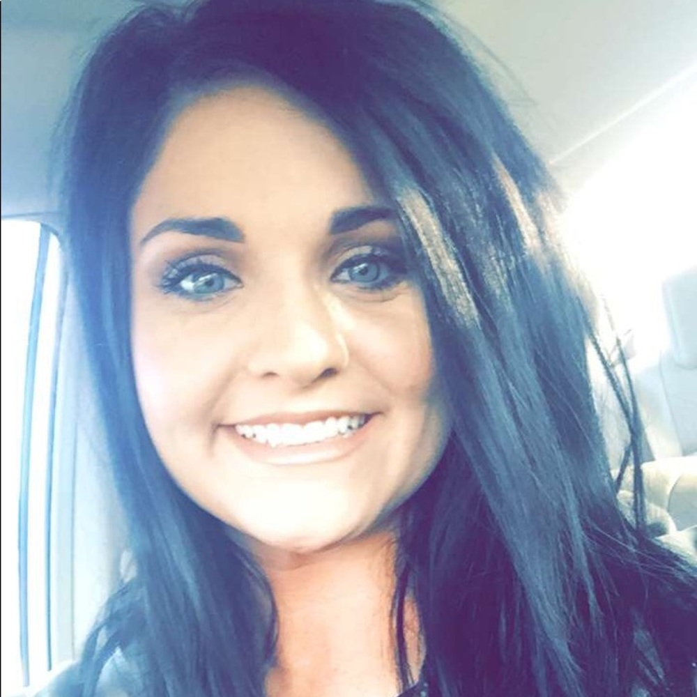 Meet your Posher, Erica